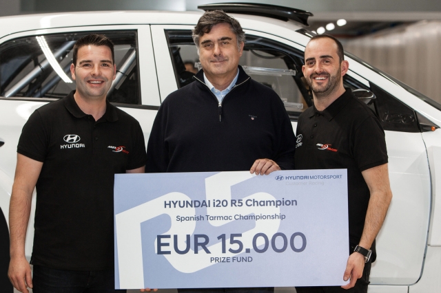002 Visita Hyundai Motorsport 016